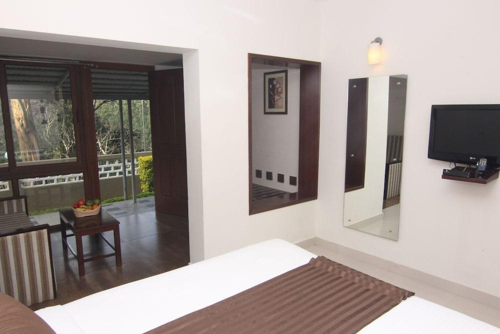 Abad Copper Castle Resort Munnar Exterior photo