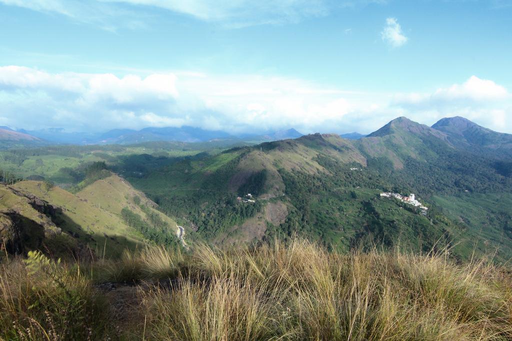 Abad Copper Castle Resort Munnar Exterior photo