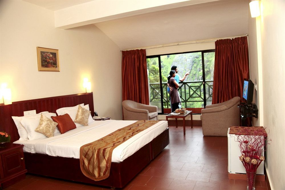 Abad Copper Castle Resort Munnar Exterior photo
