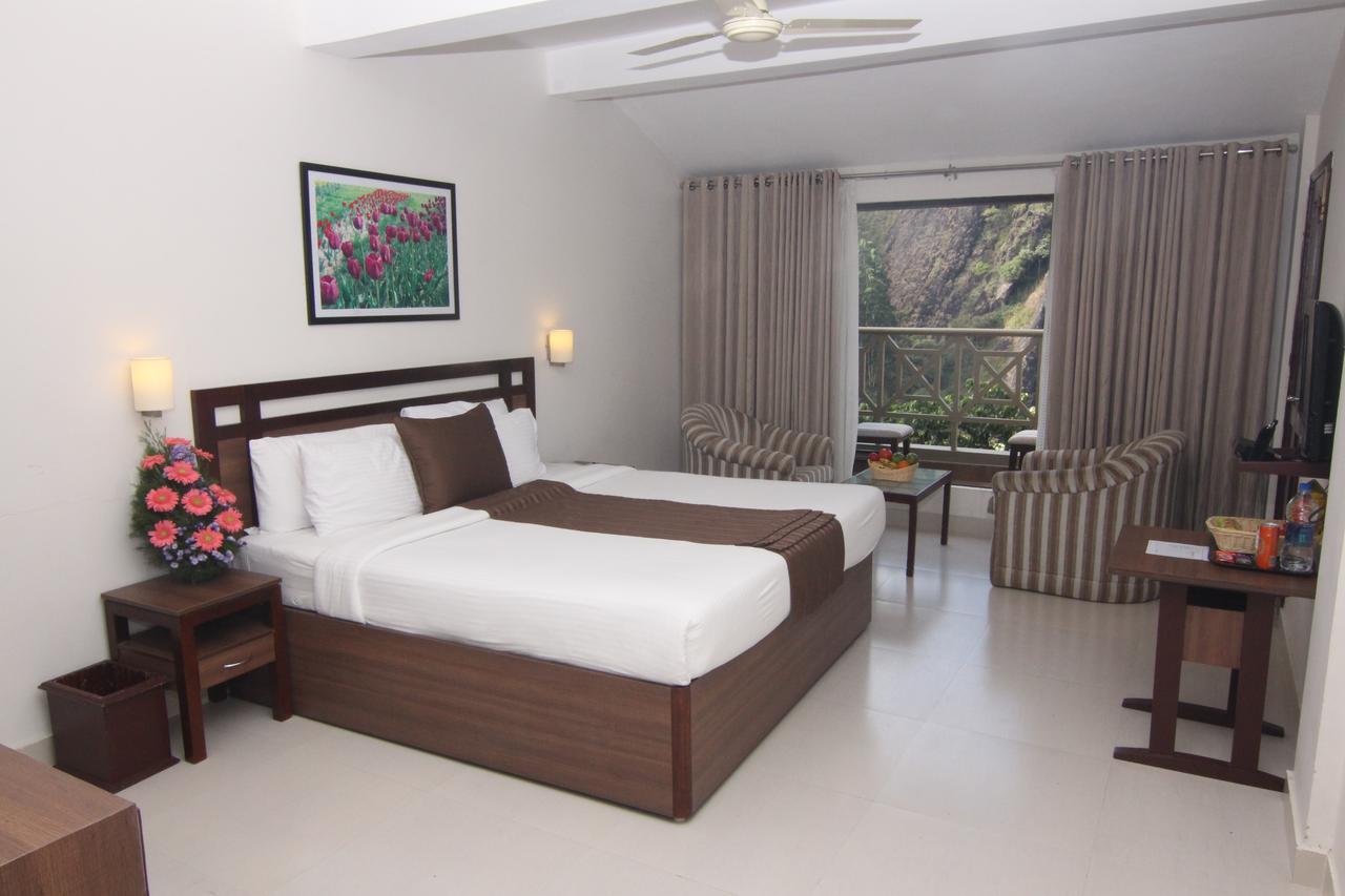 Abad Copper Castle Resort Munnar Exterior photo
