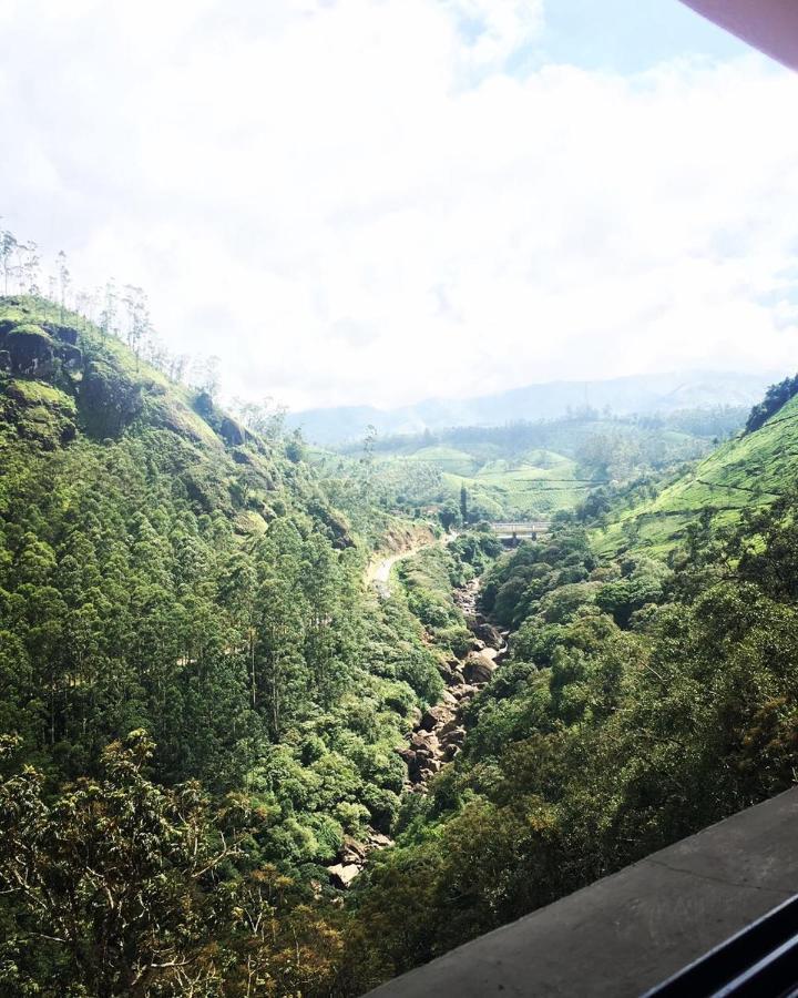 Abad Copper Castle Resort Munnar Exterior photo