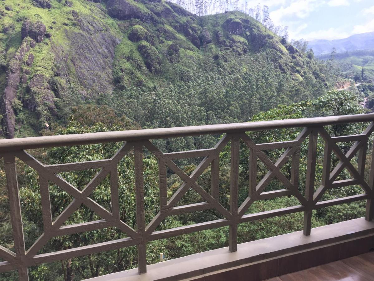 Abad Copper Castle Resort Munnar Exterior photo